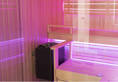 La scelta dell'attrezzatura è una delle domande più importanti quando si installa una sauna.