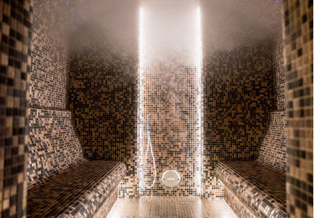 Ottimo vapore con il riscaldatore-vaporizzatore per sauna