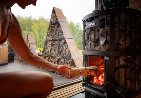 Come preparare la sauna per la stagione fredda: manutenzione della stufa e prevenzione degli odori di bruciato