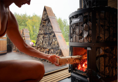 Come preparare la sauna per la stagione fredda: manutenzione della stufa e prevenzione degli odori di bruciato