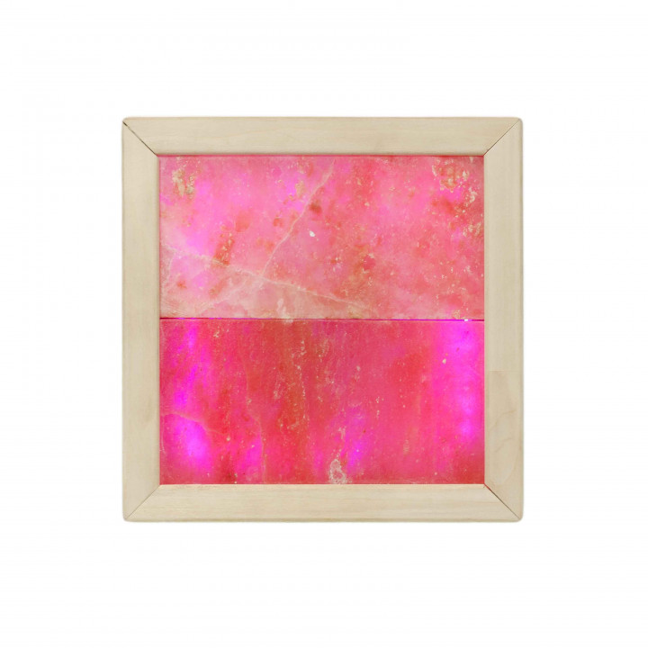 Lampada a LED RGB con sale himalayano, in legno di tiglio.