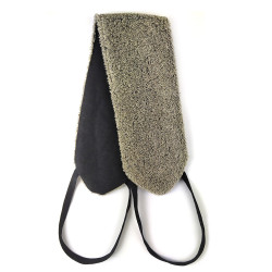 Spazzolone per la schiena con manici neri 