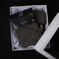 Set regalo in una scatola regalo RENTO KENNO PER LEI. Asciugamano per capelli e grembiule