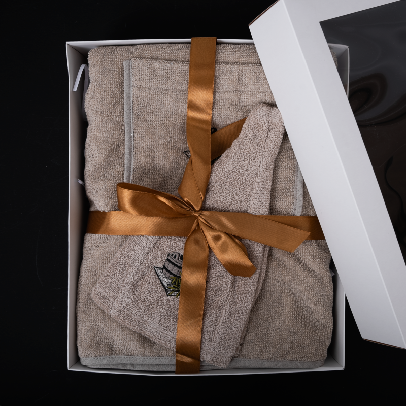 Set regalo per Lei - LINO, 75x140 cm, in una scatola regalo. Grembiule e cappello per sauna