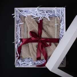 Set regalo per Lei - LINO, 55x140 cm, in una scatola regalo. Grembiule e cappello per sauna  Set regalo per Lei - LINO, 55x140 cm, in una scatola regalo. Grembiule e cappello per sauna