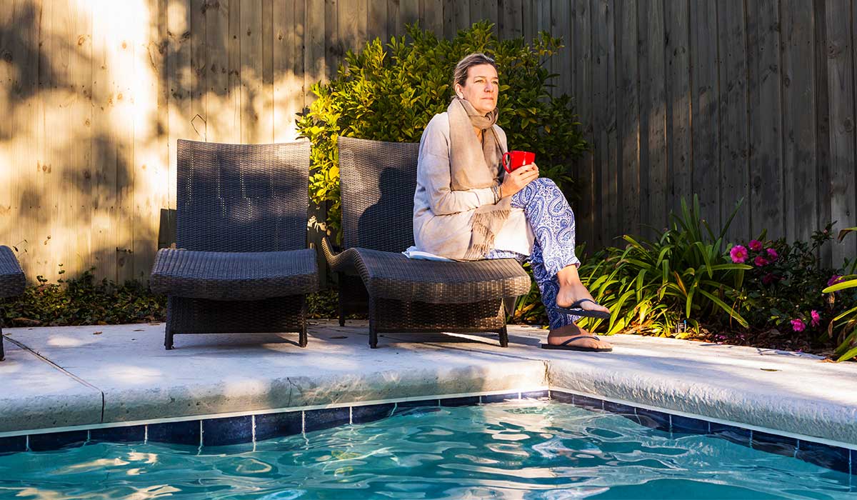 come riscaldare la piscina esterna in primavera how to heat your outdoor pool in spring