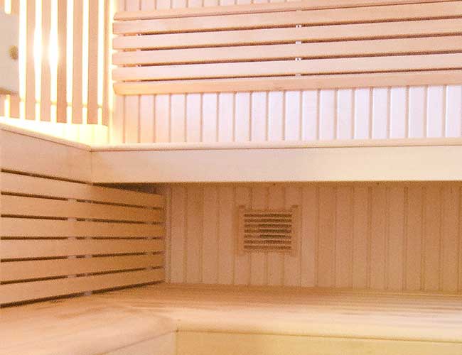Ventilazione della sauna: come farla bene. Consigli degli esperti ed errori comuni da evitare.