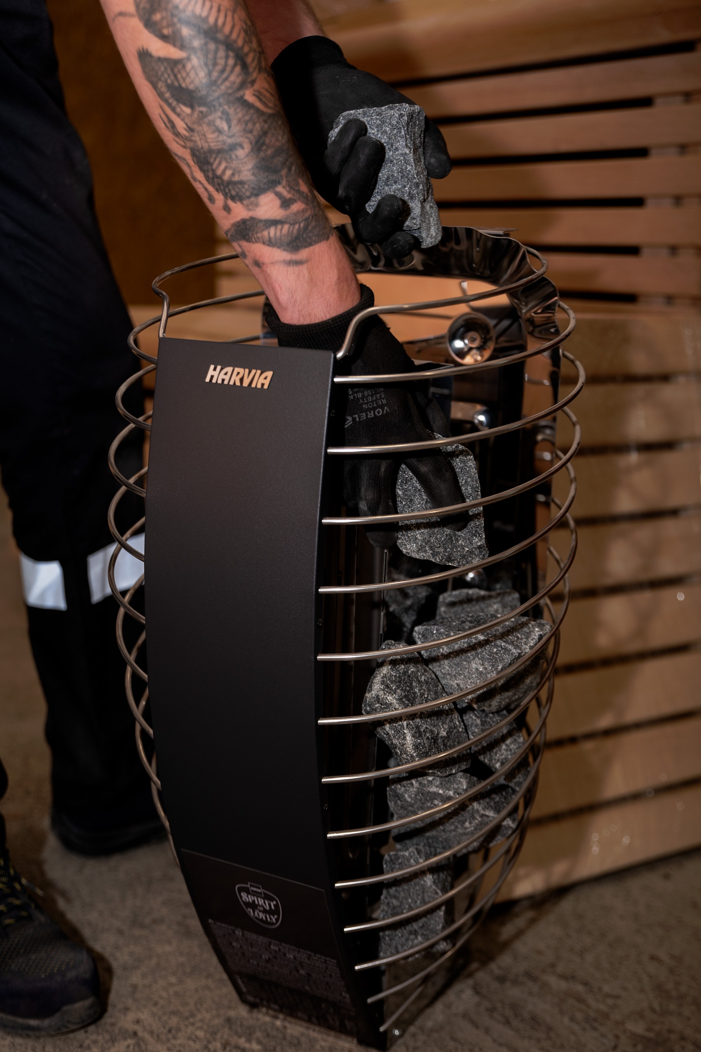 Corretto accatastamento e manutenzione delle pietre della sauna