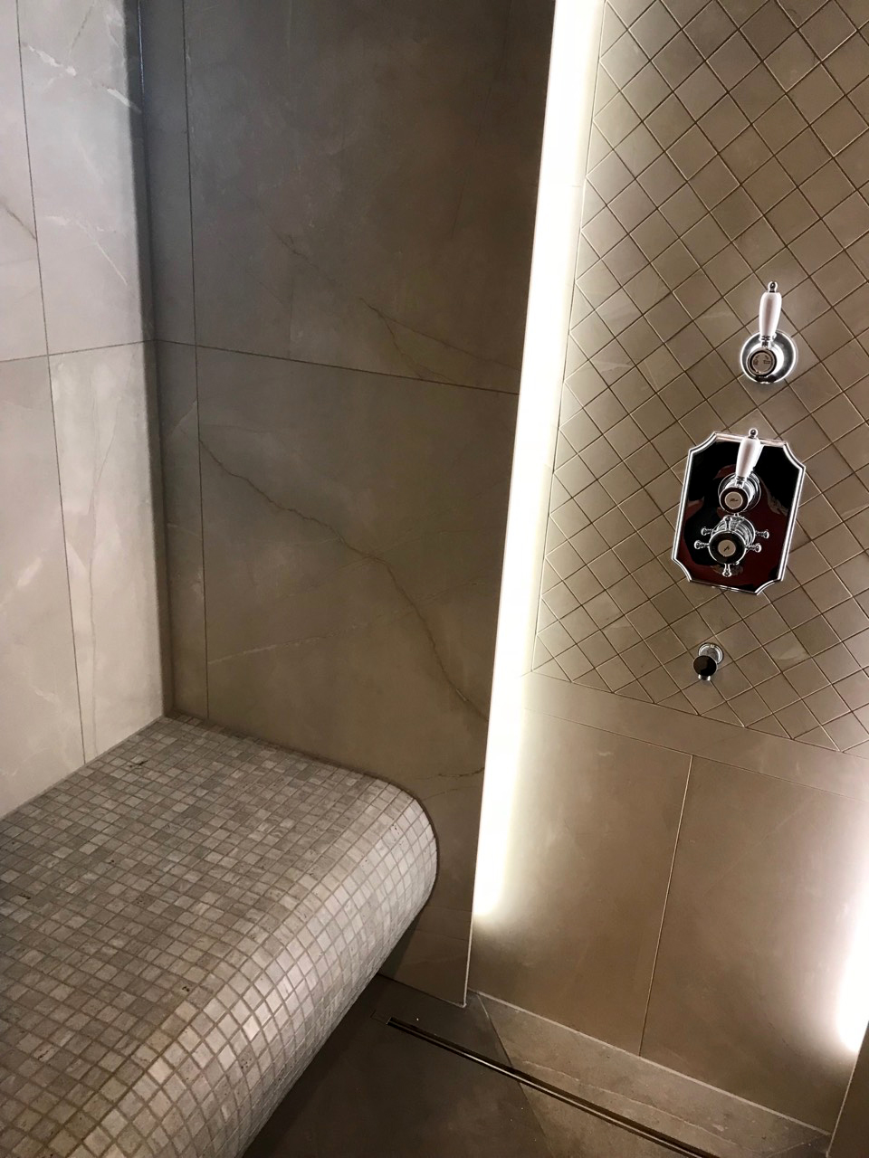 Sauna a vapore - doccia