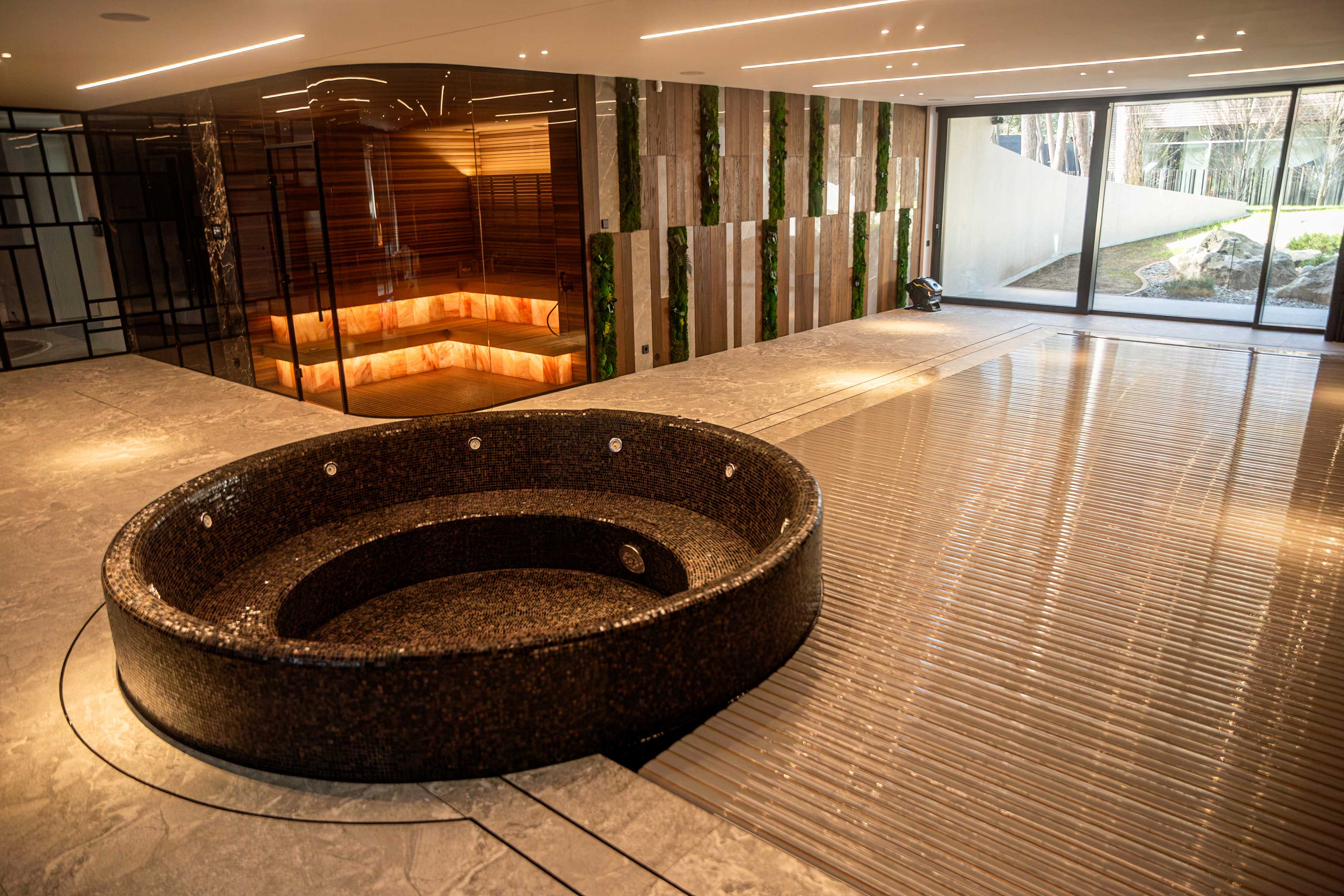 Progetto di sauna a infrarossi privata e piscina