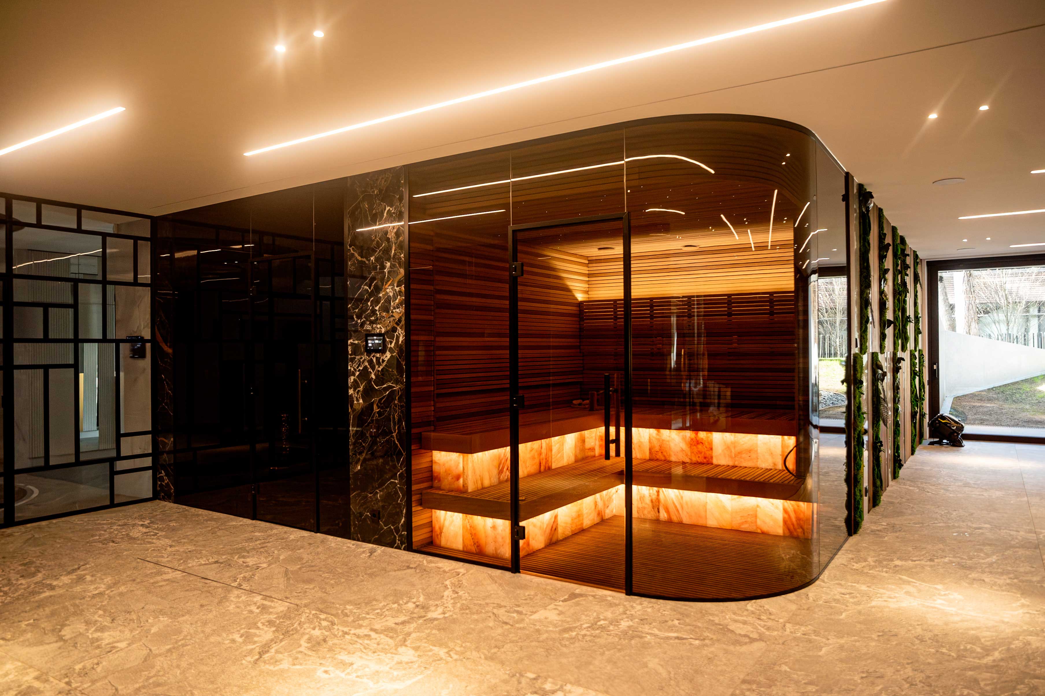 Progetto di sauna a infrarossi privata e piscina
